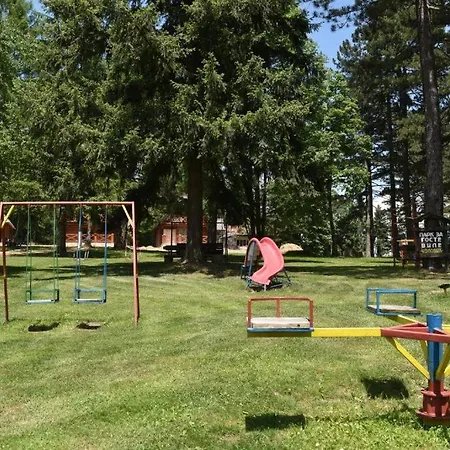 Brvnare Park Borova Chalet